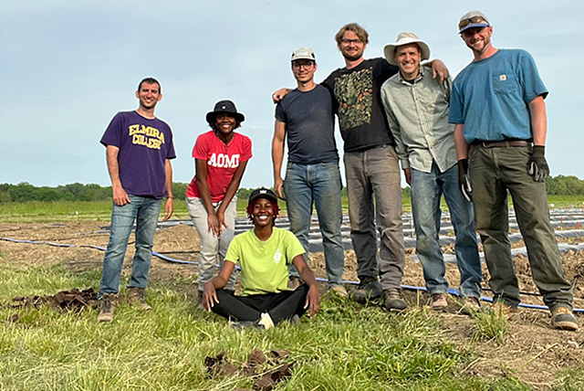 USDA-ARS PGRU hemp team